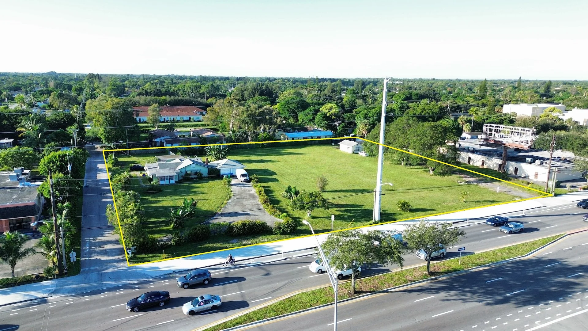 2.11 Acres Zoned CG | +40K VPD — Sale in Palm Springs, FL, photo 2 of 2