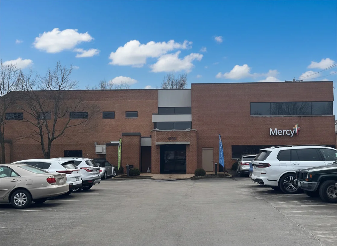 Watson Medical Plaza — Sale in St. Louis, MO, photo 1 of 4