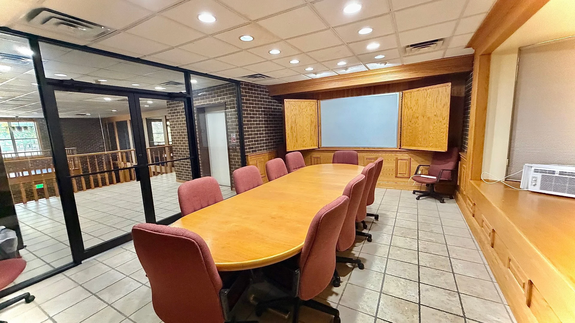 855 E Golf Rd — Sale in Arlington Heights, IL, photo 2 of 5