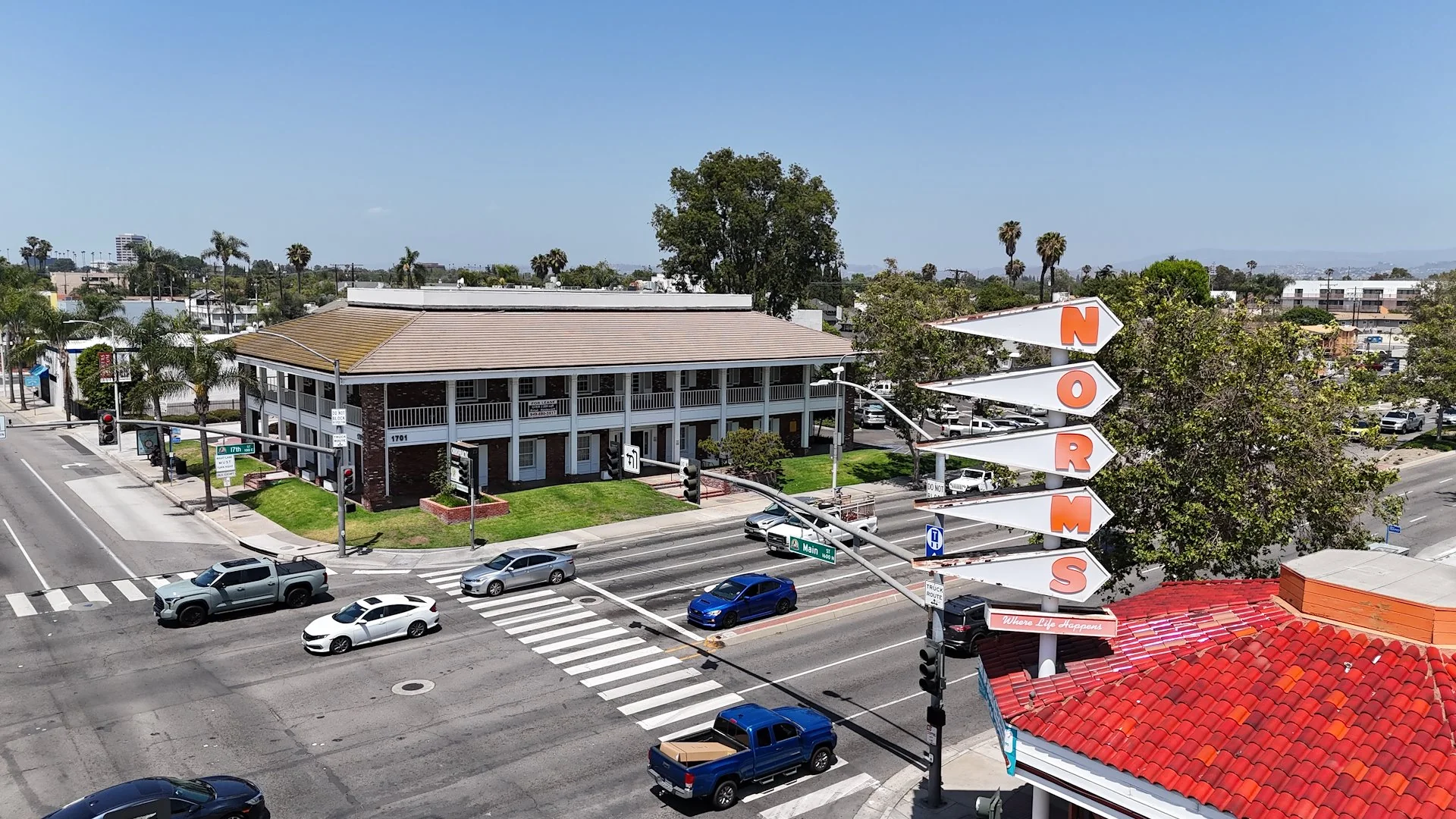 Main Street Medical — Sale in Santa Ana, CA, photo 2 of 2
