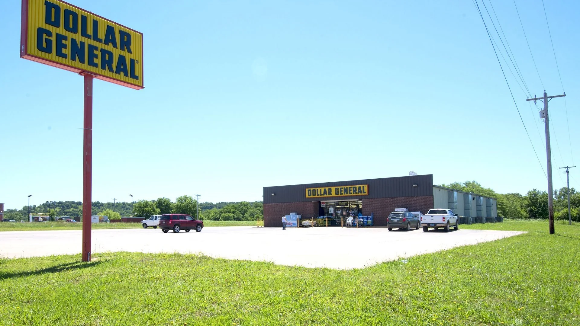 Dollar General — Sale in Pawhuska, OK, photo 1 of 2