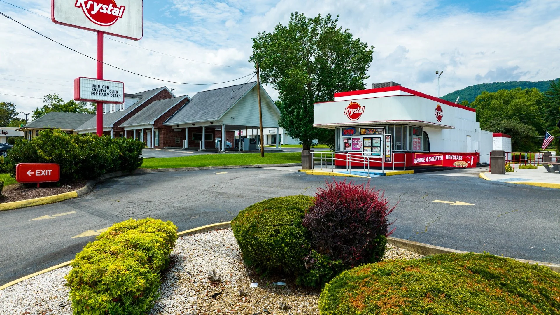 Krystal | Lafollette, TN — Sale in Lafollette, TN, photo 5 of 6