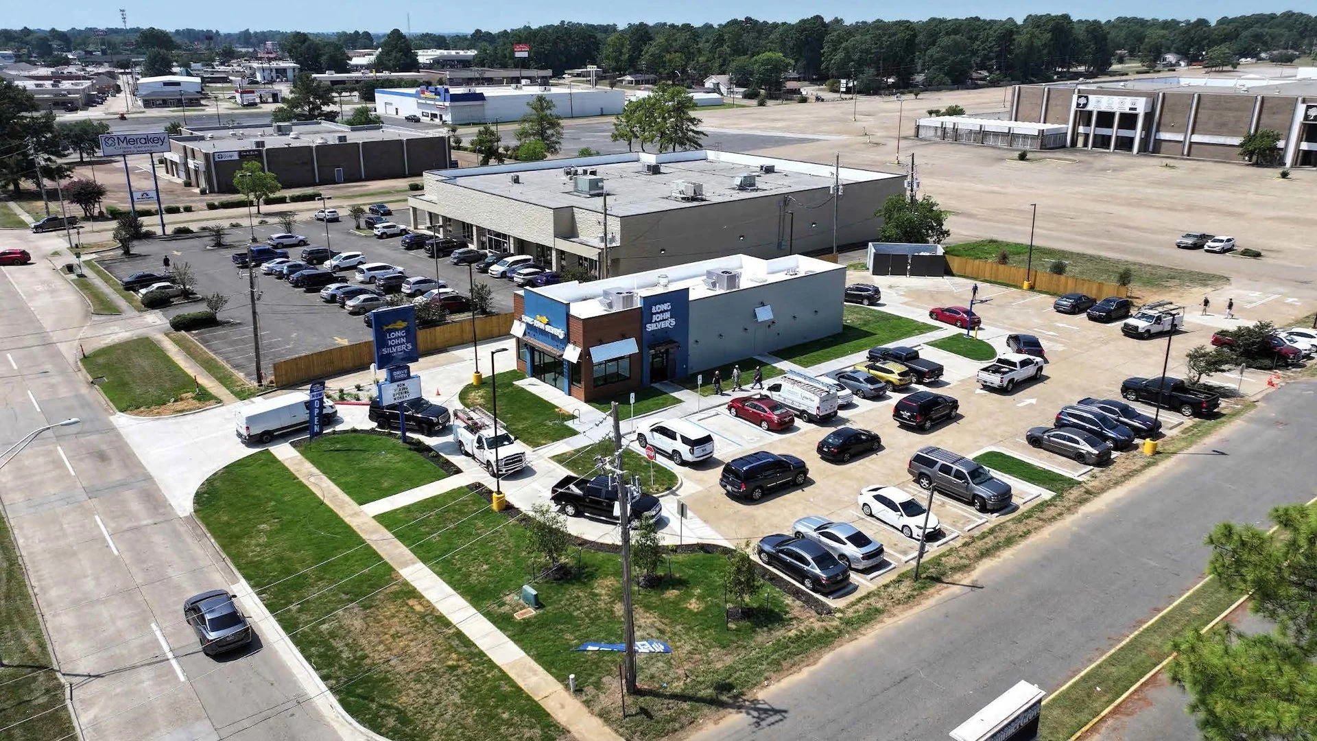 LONG JOHN SILVERS – BRAND NEW VALUE-ADD — Sale in Shreveport, LA, photo 1 of 5