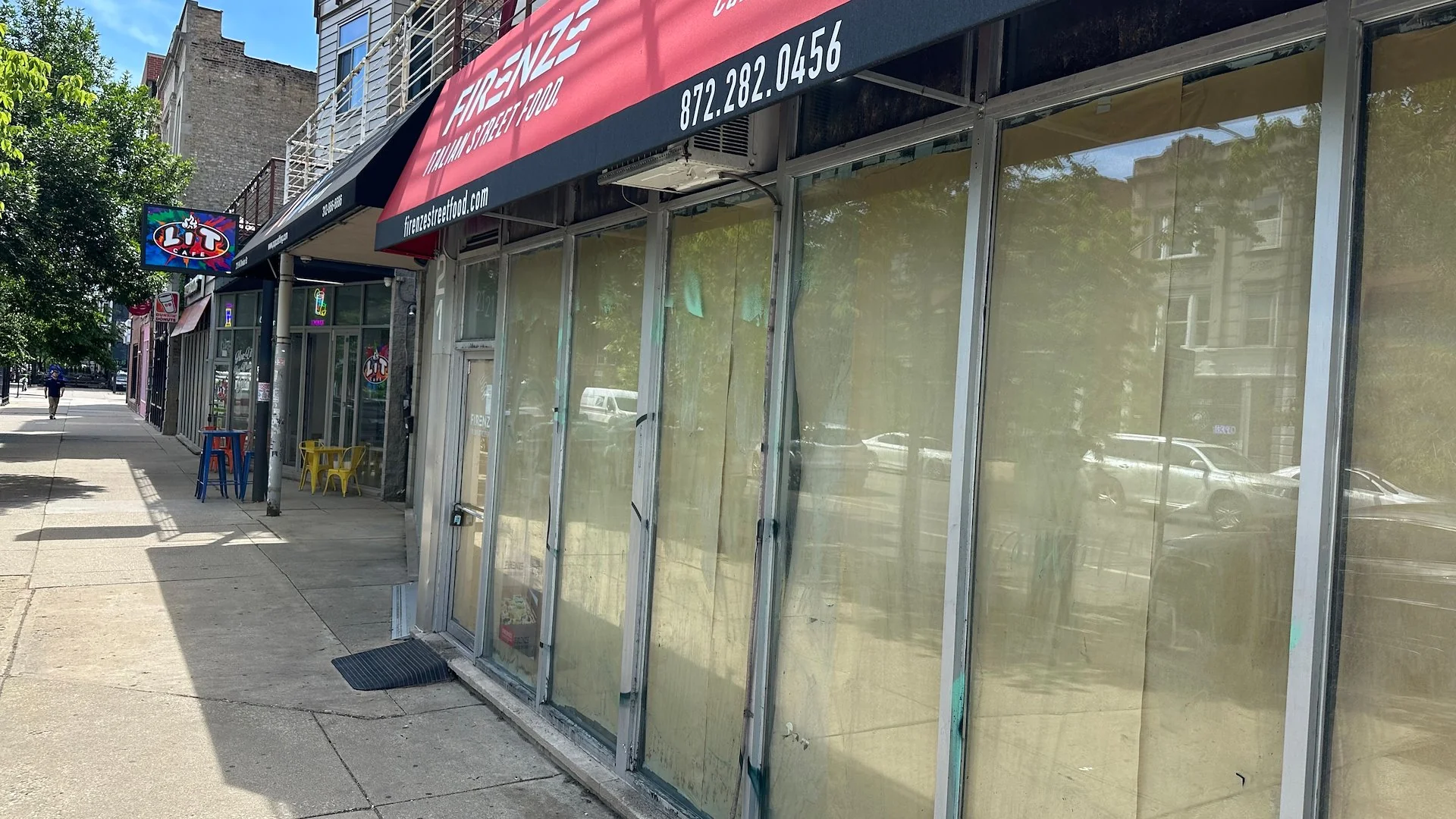 Lit Cafe' (Chicago's Wicker Park Neighborhood) — Sale in Chicago, IL, photo 4 of 8