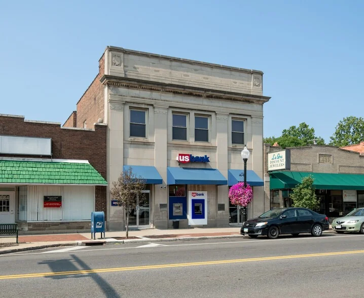 U.S. Bank — Sale in Bedford, OH, photo 1 of 2