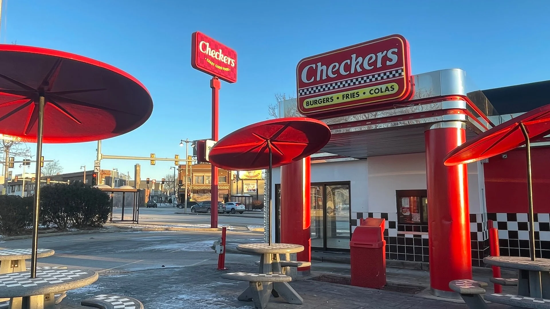 Checkers Ground Lease — Sale in Milwaukee, WI, photo 3 of 5