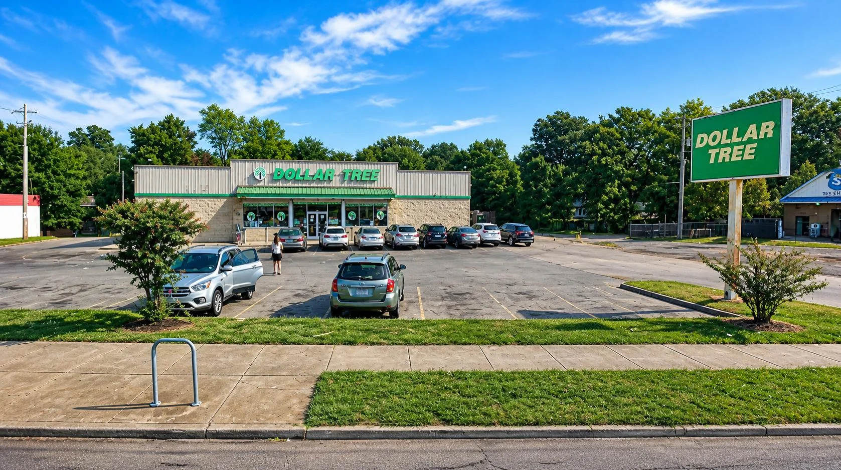 Dollar Tree — Sale in Memphis, TN, photo 1 of 2