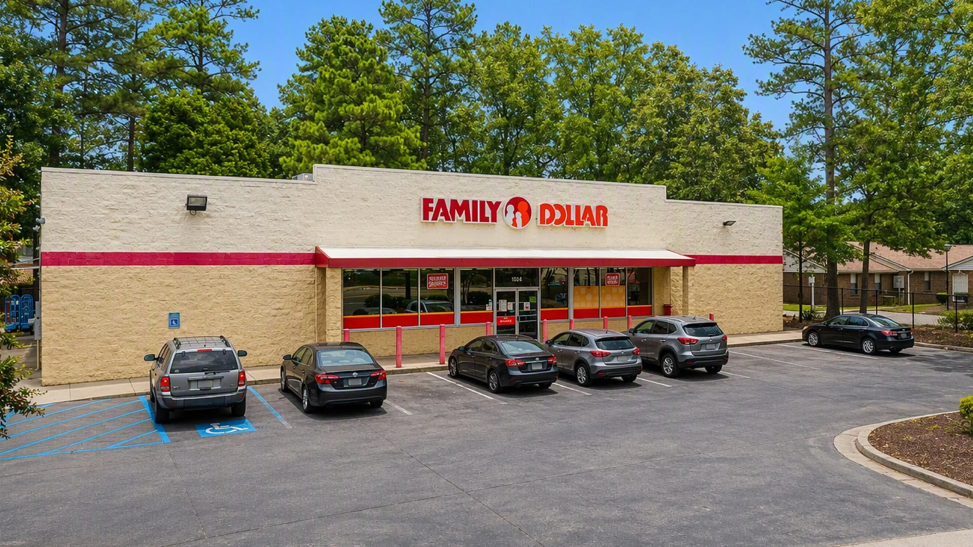 Family Dollar | Infill Location — Sale in Columbia, SC, photo 1 of 3