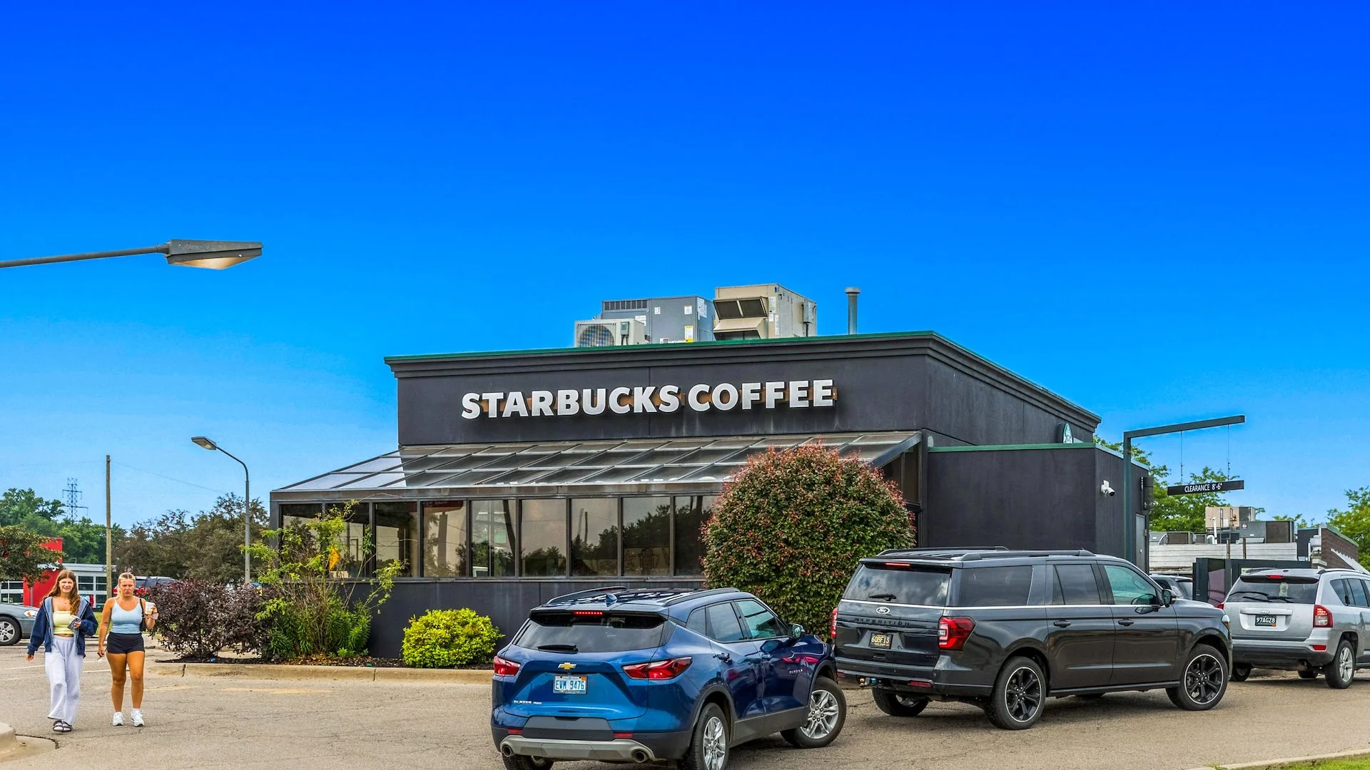 Starbucks Drive-Thru @ Maple Hill Pavilion… — Sale in Kalamazoo, MI, photo 2 of 5