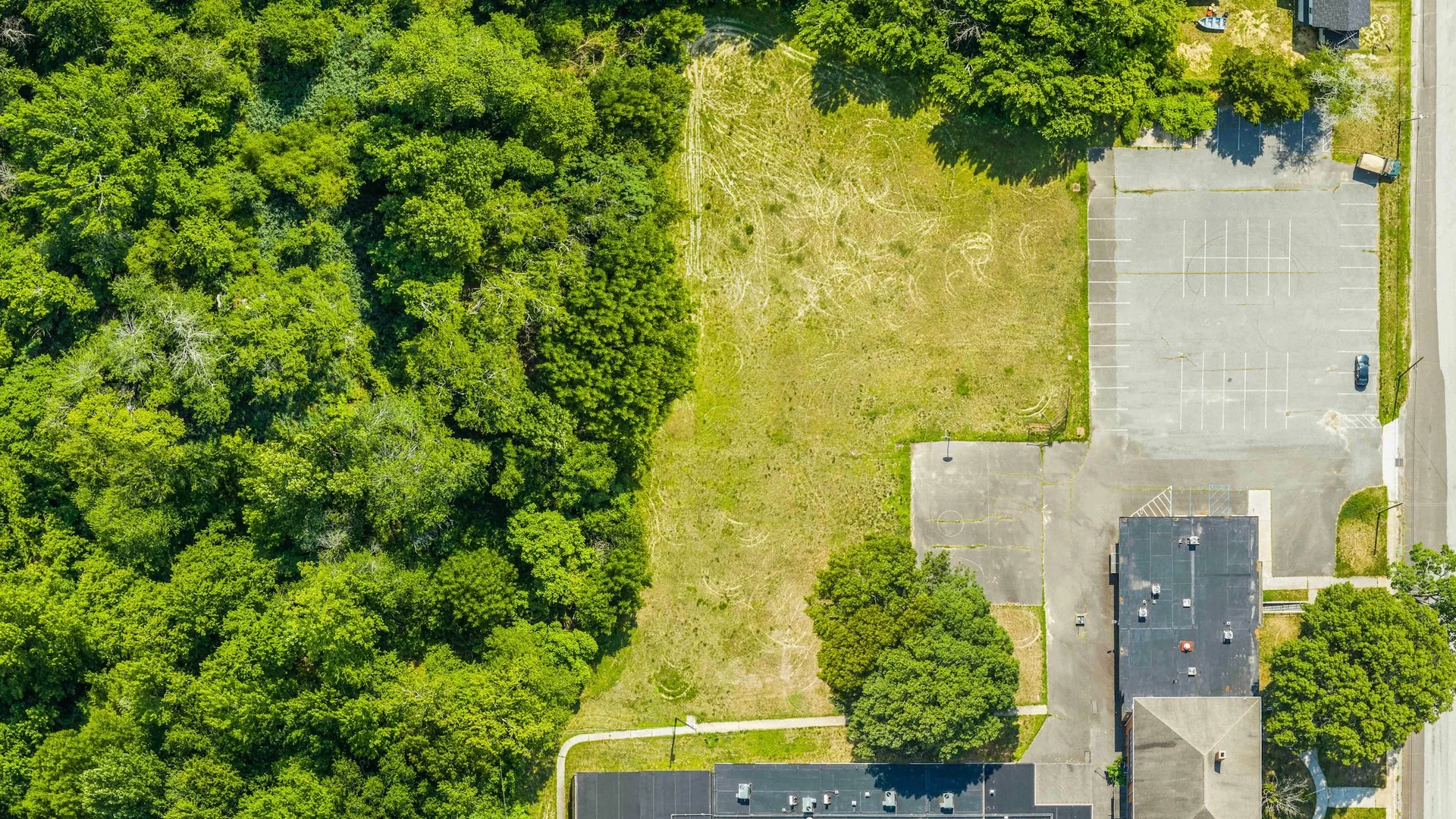 6812 Brown St. — Sale in Commercial Township, NJ, photo 4 of 7