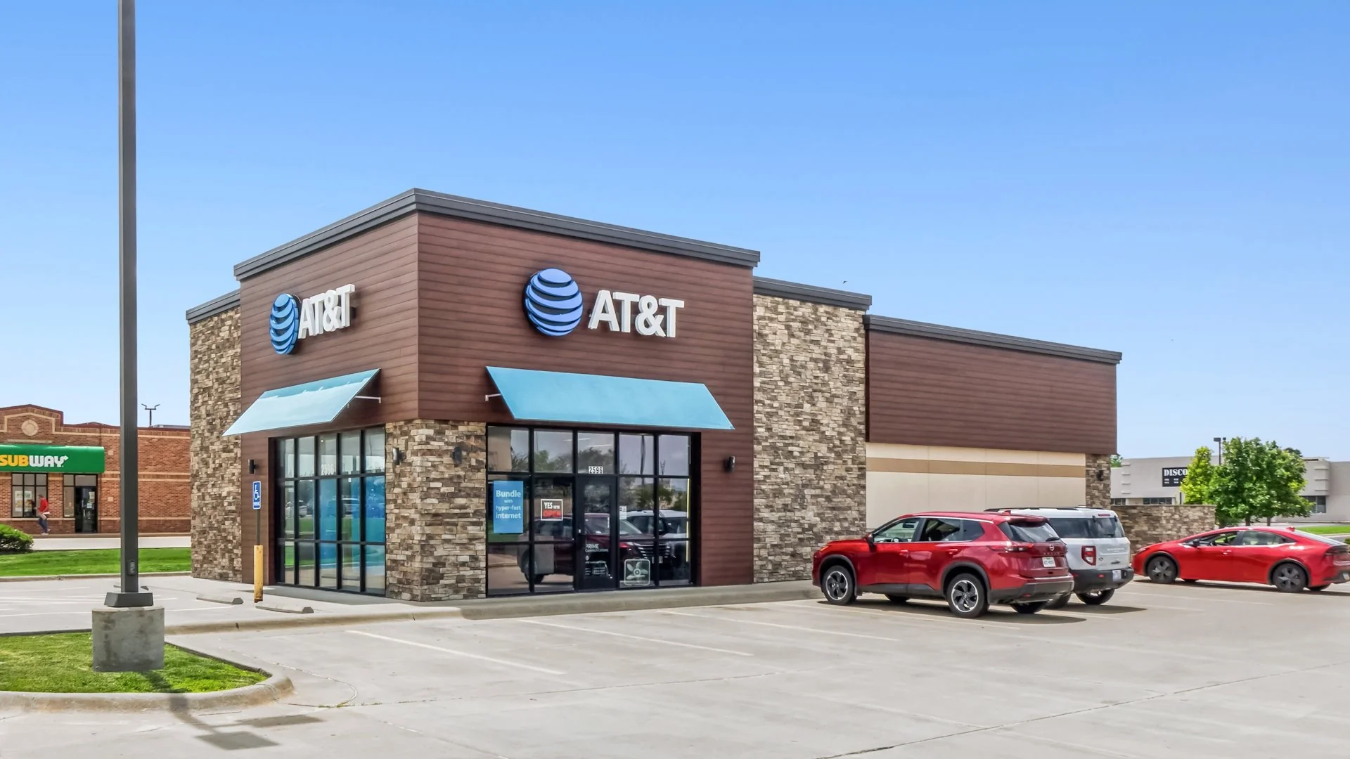 Retail Business for Sale in Salina, KS, photo 1 of 6