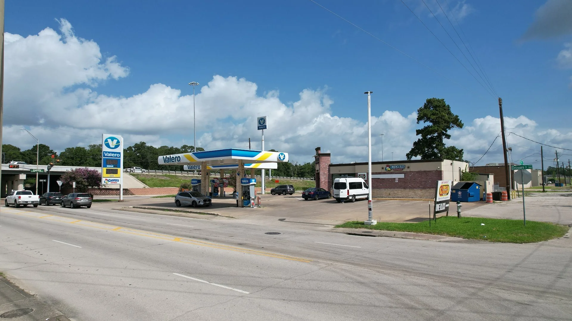 Everest Food Mart | Beaumont TX — Sale in Beaumont, TX, photo 2 of 7