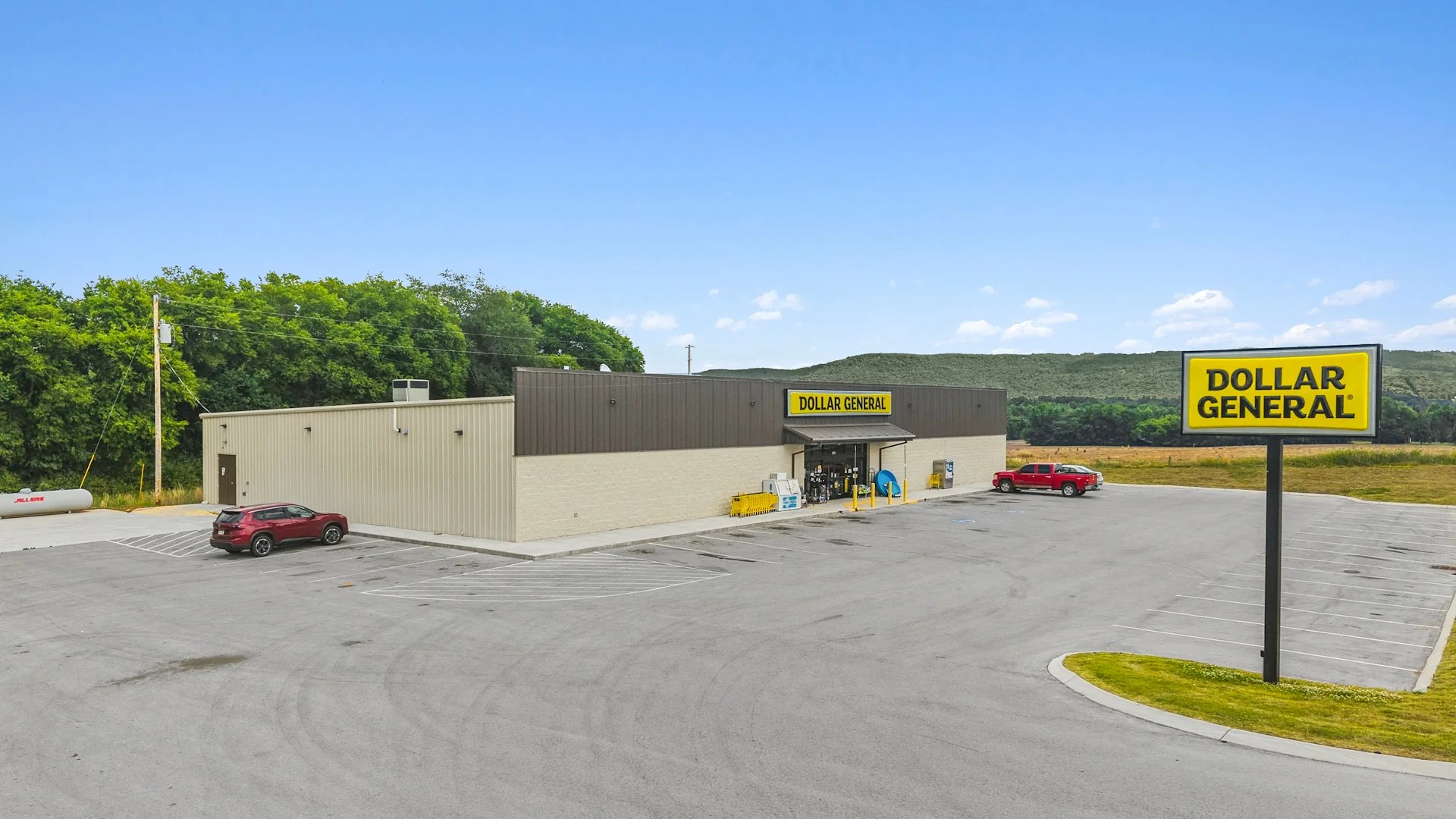 Dollar General Plus | NNN Lease | 2023 Construction |… — Sale in Winchester, TN, photo 1 of 5