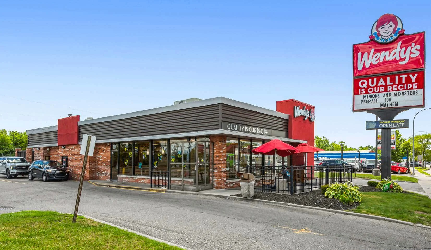 Wendy's | Abs NNN w/ ±17 Yrs | 6.50% CAP | 10%… — Sale in Wayne, MI, photo 1 of 3