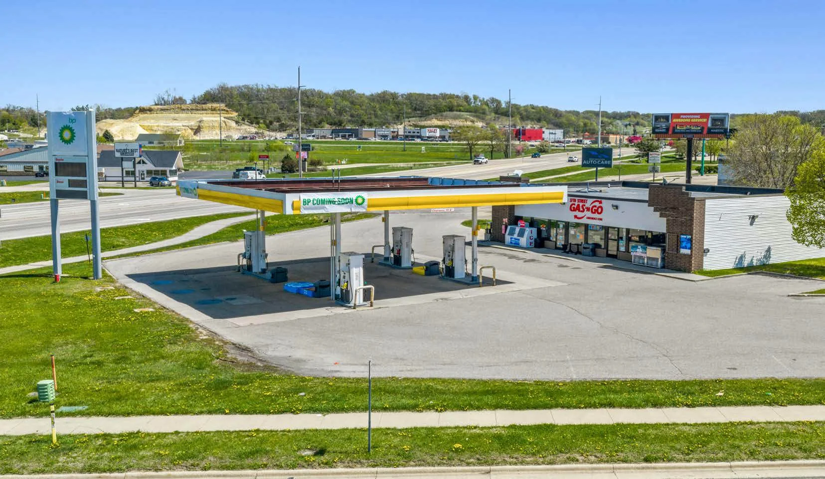 BP Gas Station | Absolute-NNN Lease | ±19 Years… — Sale in Rochester, MN, photo 1 of 3