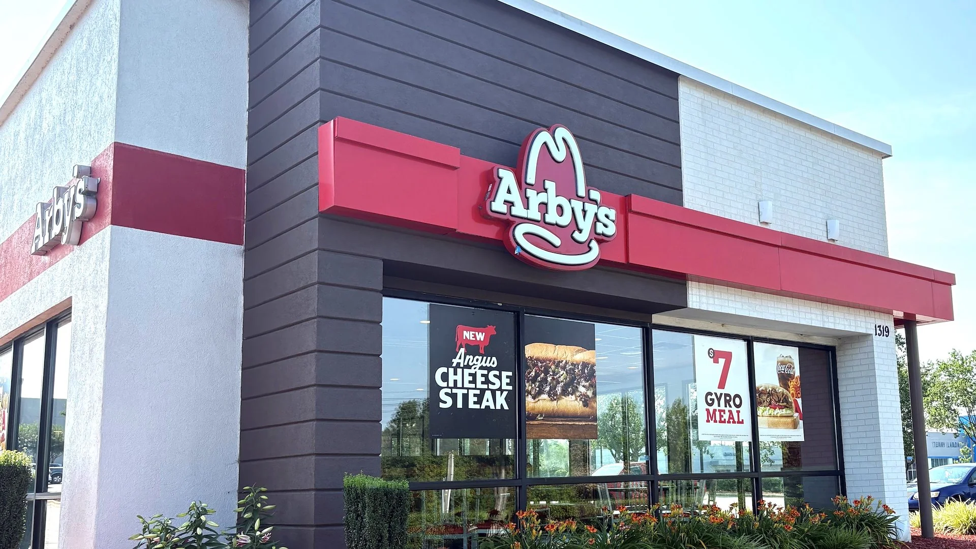 Arby's — Sale in Greensboro, NC, photo 1 of 7