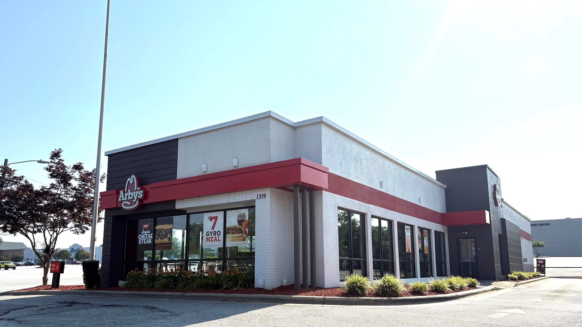 Arby's — Sale in Greensboro, NC, photo 3 of 7