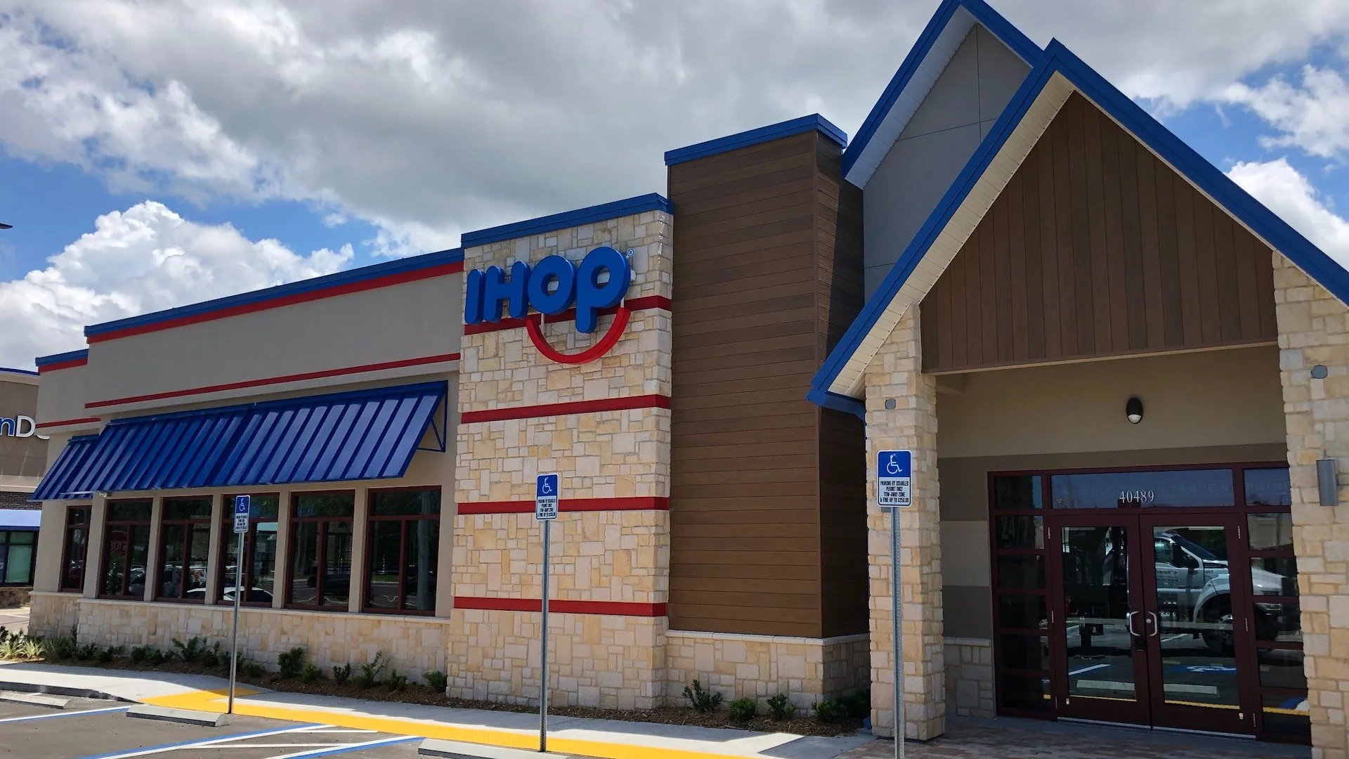IHOP | Abs. NNN Lease | 150+ Unit Operator |… — Sale in Tallahassee, FL, photo 1 of 2