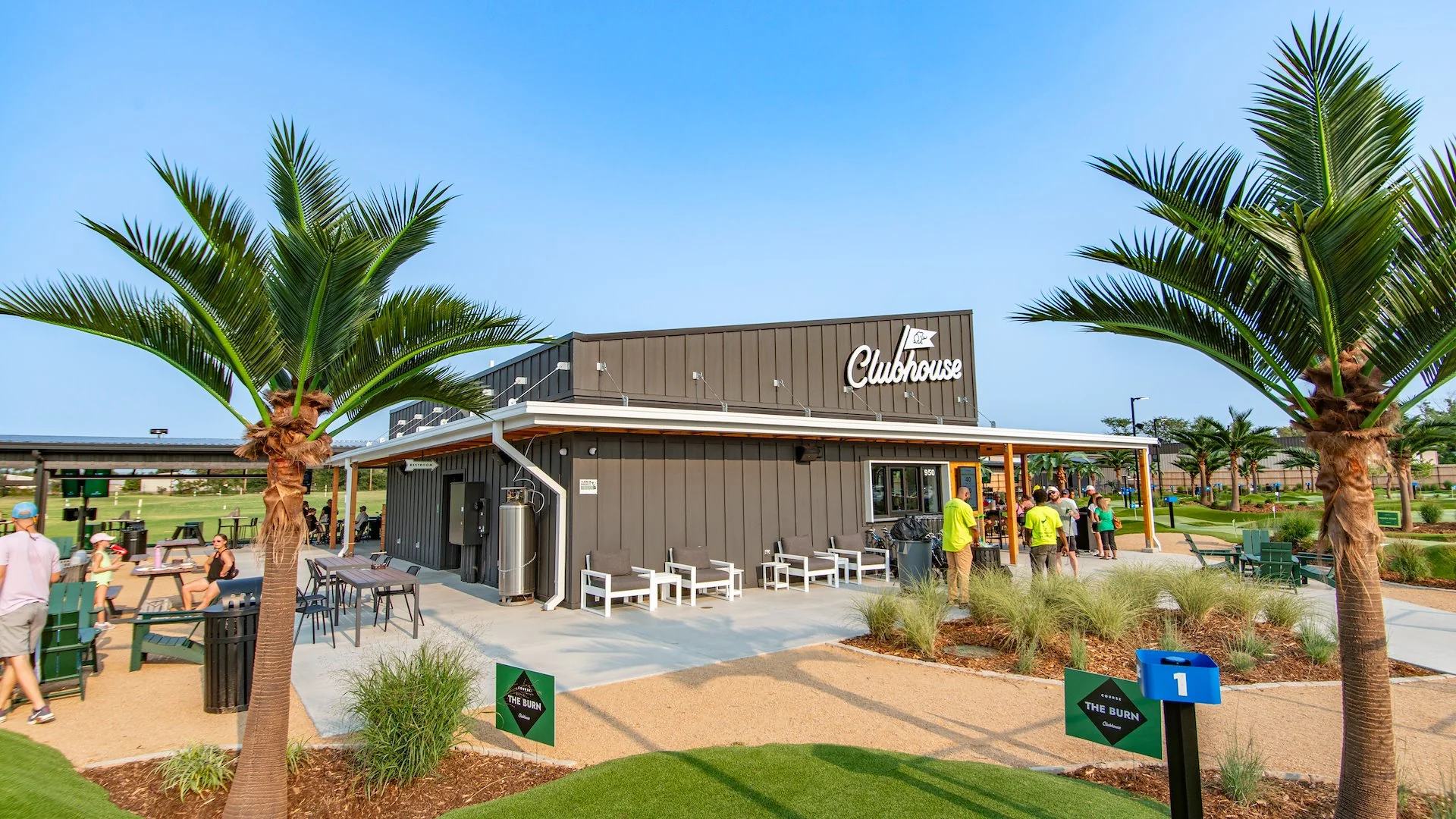 Mammoth Clubhouse - Golf Venue — Sale in Wichita, KS, photo 5 of 6