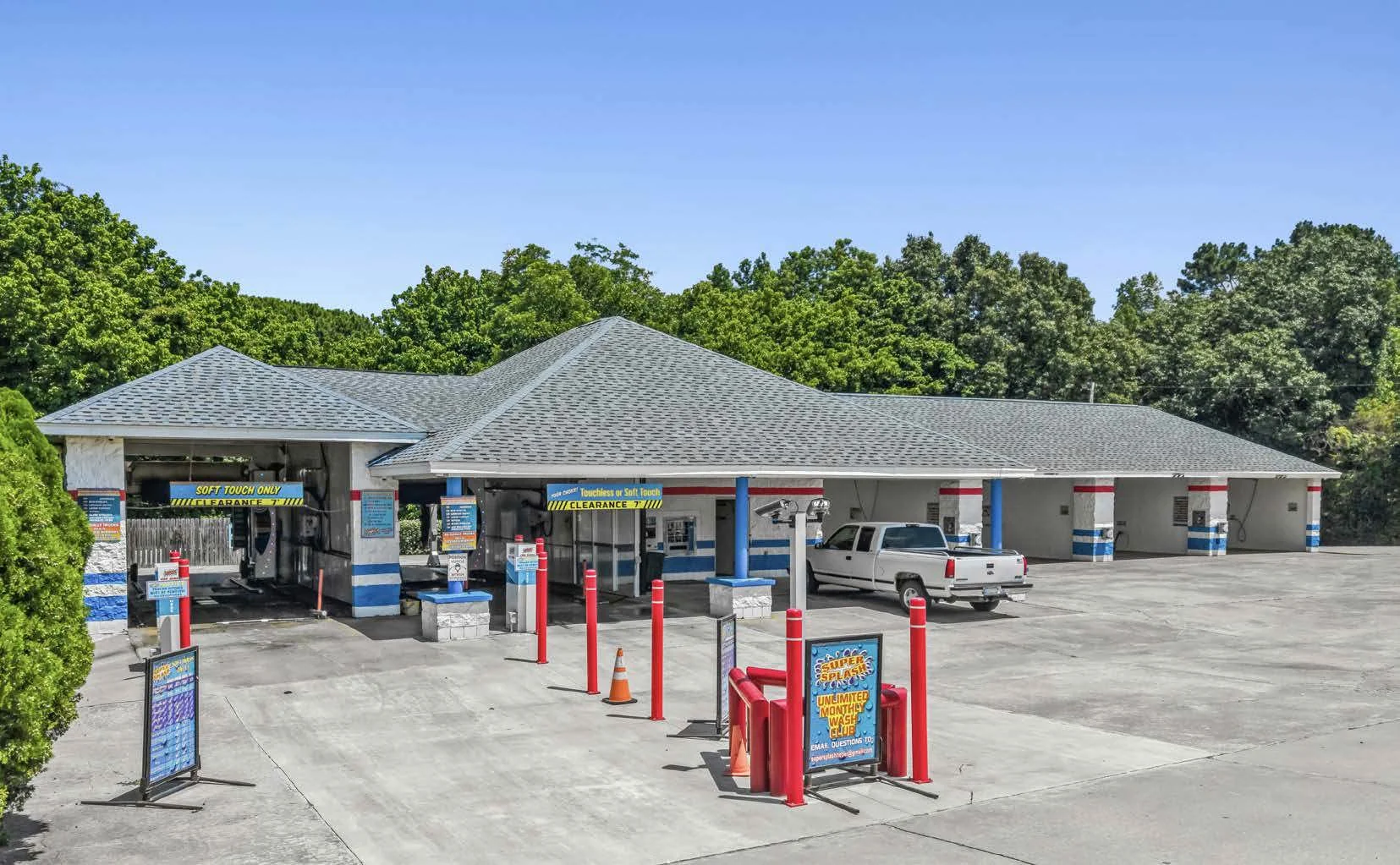 Super Splash Car Wash | Biz + Real Estate | $286K… — Sale in Heber Springs, AR, photo 1 of 2