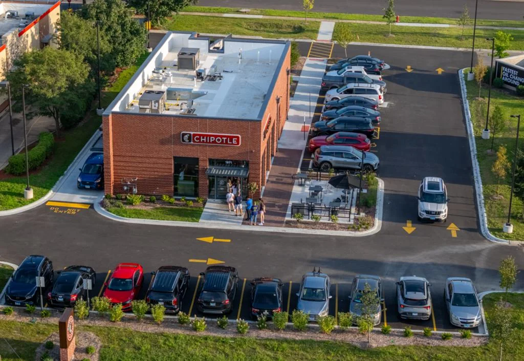 Chipotle | New 15 Year Walmart Outlot — Sale in Montgomery, IL, photo 2 of 8