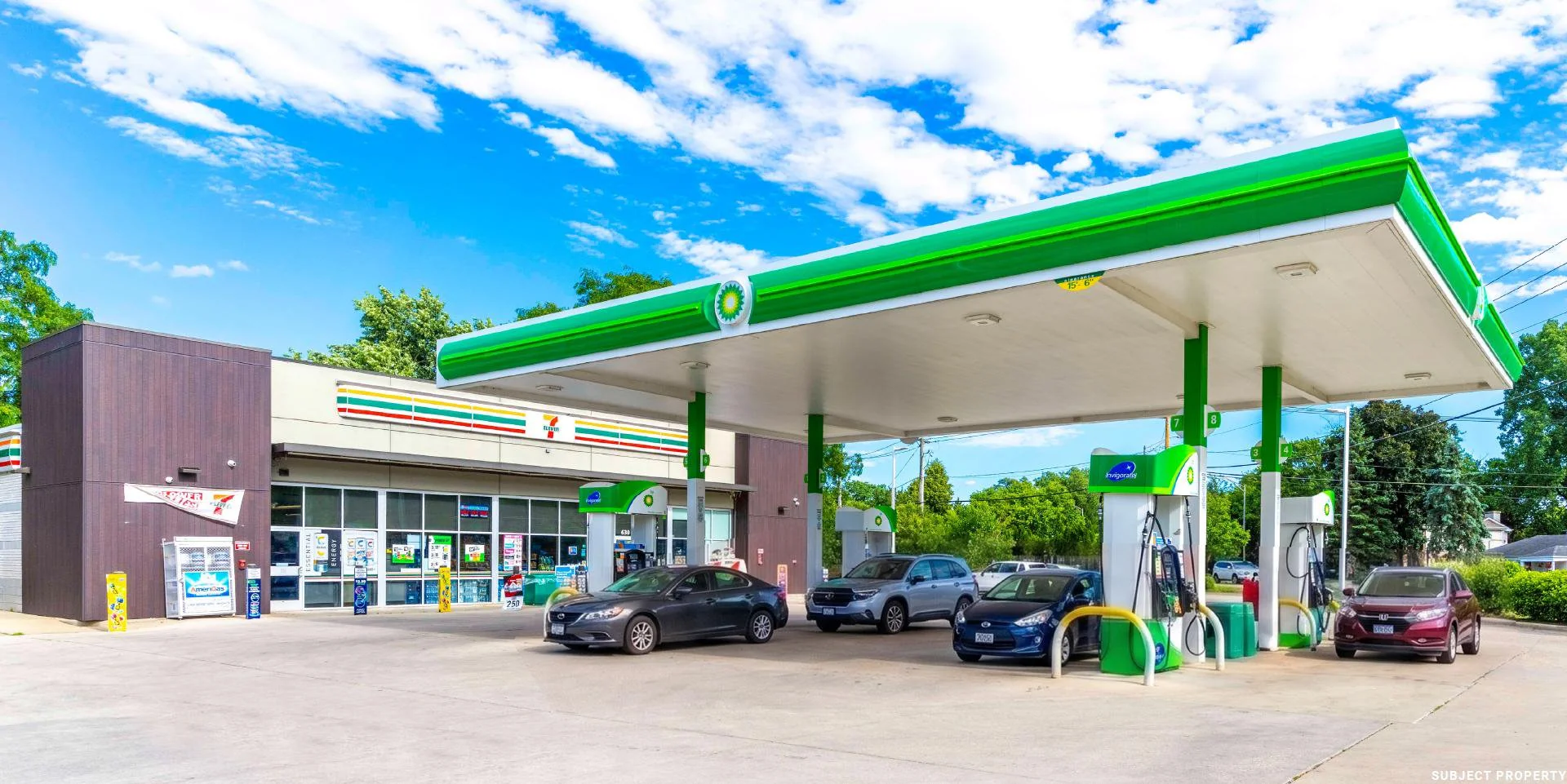 Corporate 7-Eleven w/ Gas - Bonus Depreciation… — Sale in Mount Prospect, IL, photo 1 of 4