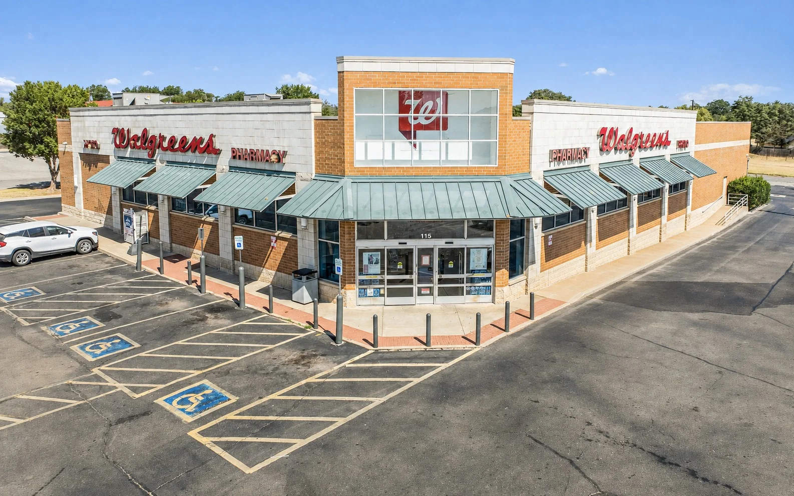 Walgreens — Sale in Elk City, OK, photo 3 of 5