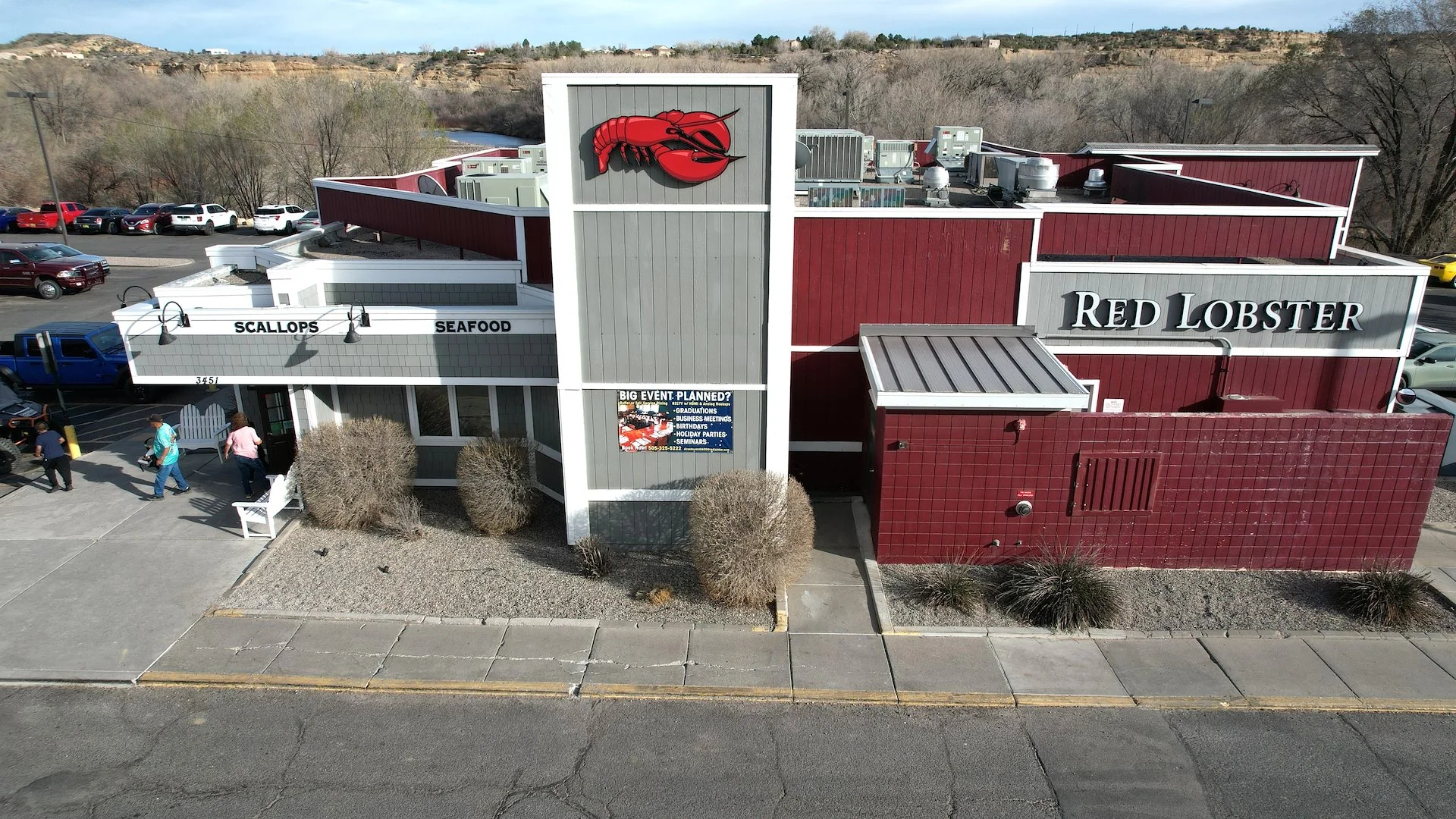 Red Lobster (13 Years Remain - Huge Sales) — Sale in Farmington, NM, photo 2 of 4