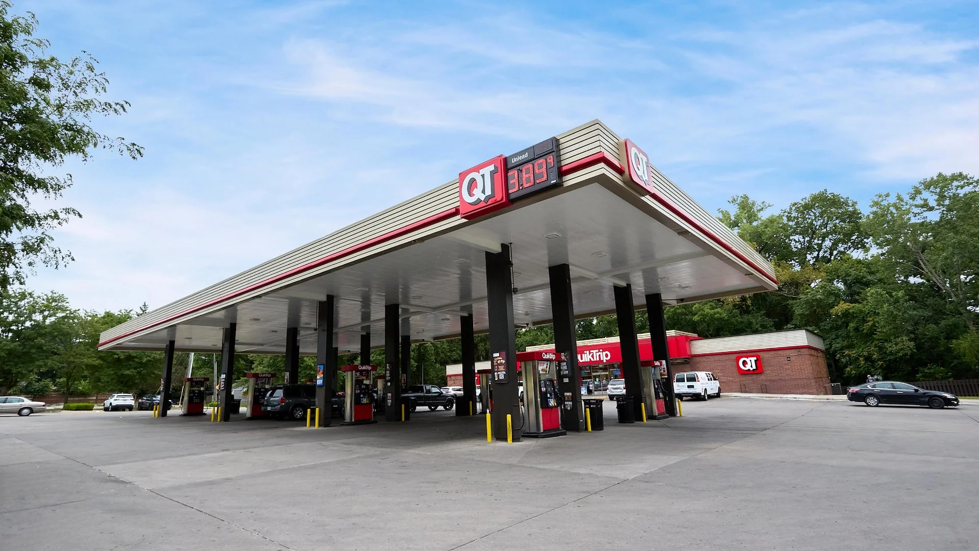 QuikTrip — Sale in Independence, MO, photo 3 of 4