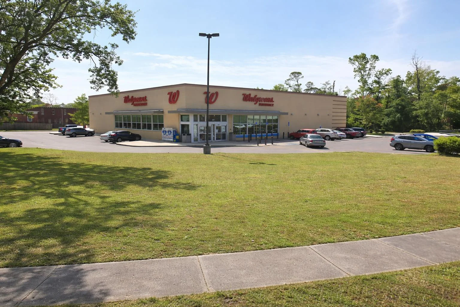 Walgreens | Gulfport, MS — Sale in Gulfport, MS, photo 2 of 2