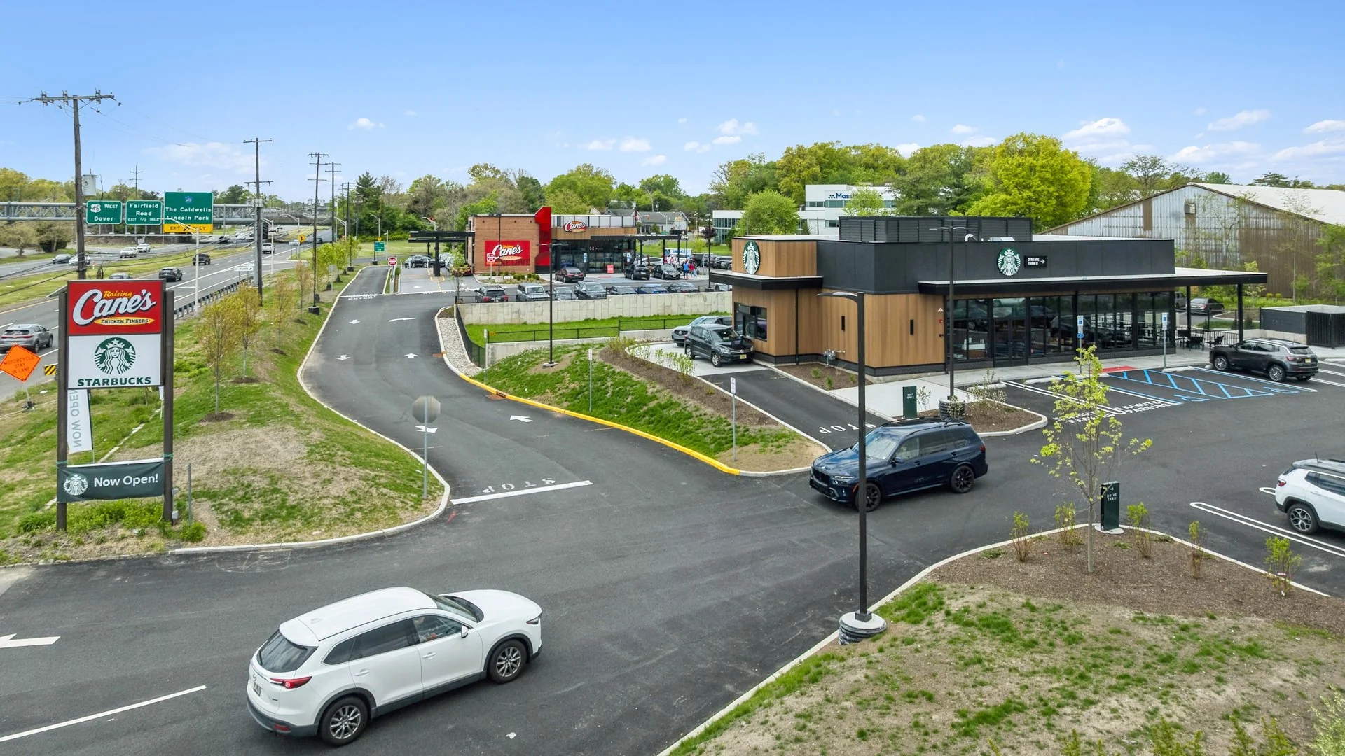 Raising Cane's & Starbucks — Sale in Fairfield, NJ, photo 1 of 4