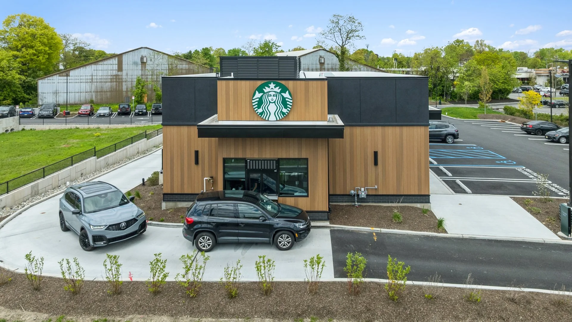 Raising Cane's & Starbucks — Sale in Fairfield, NJ, photo 3 of 4
