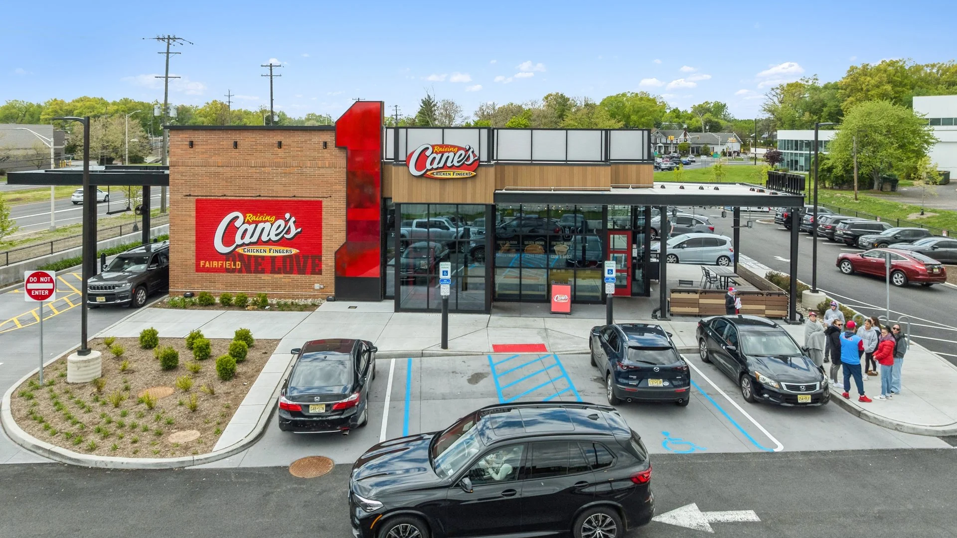 Raising Cane's & Starbucks — Sale in Fairfield, NJ, photo 4 of 4