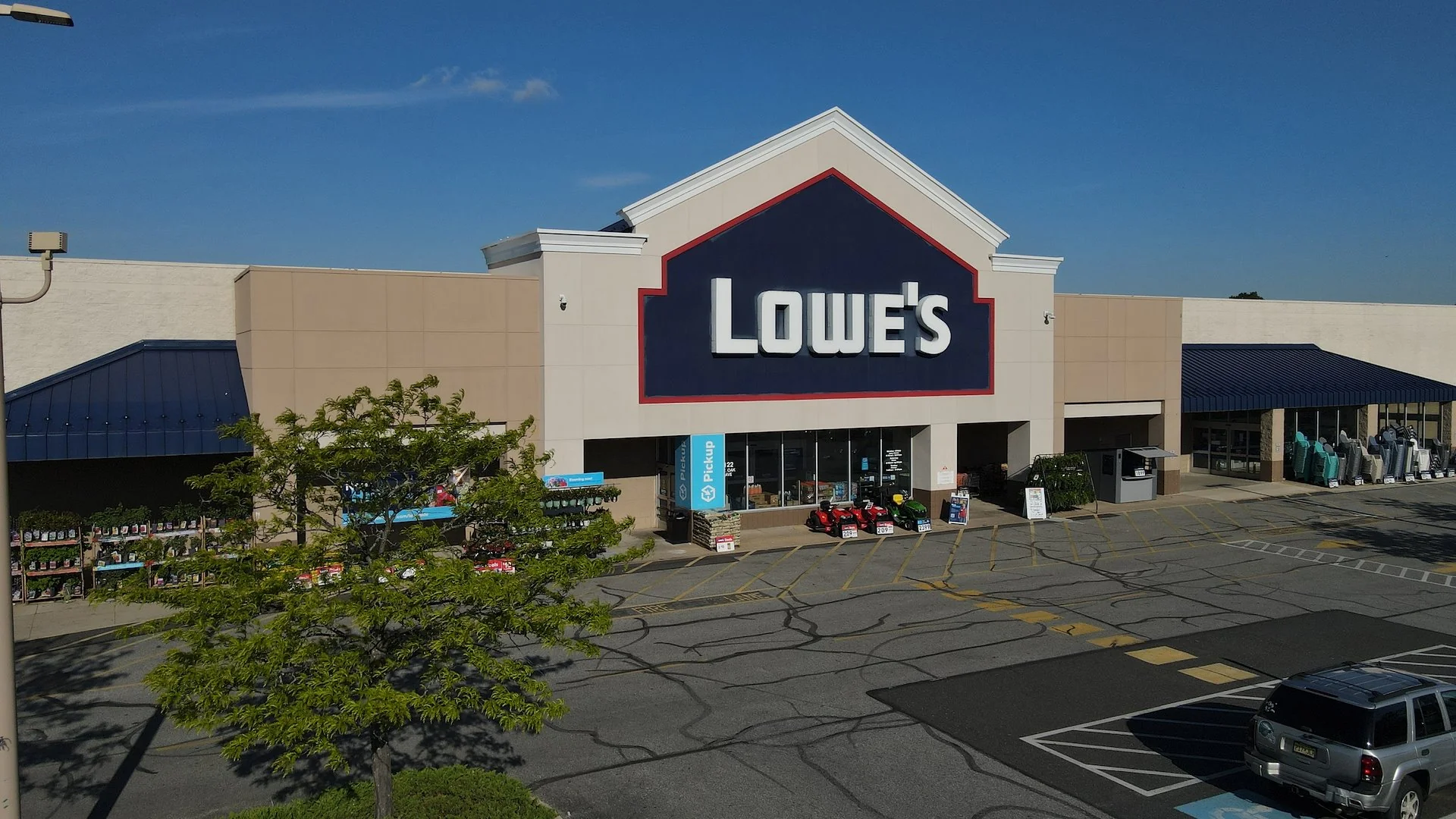 Lowe's Home Improvement — Sale in Lawnside, NJ, photo 1 of 2