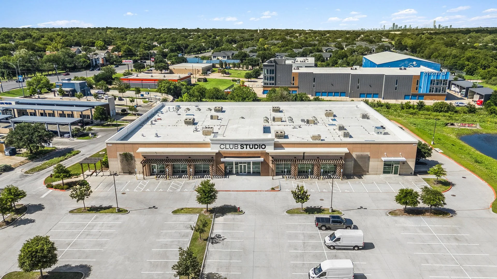Club Studio | Austin, TX | 18+ Yr Lease | S&P… — Sale in Austin, TX, photo 4 of 7