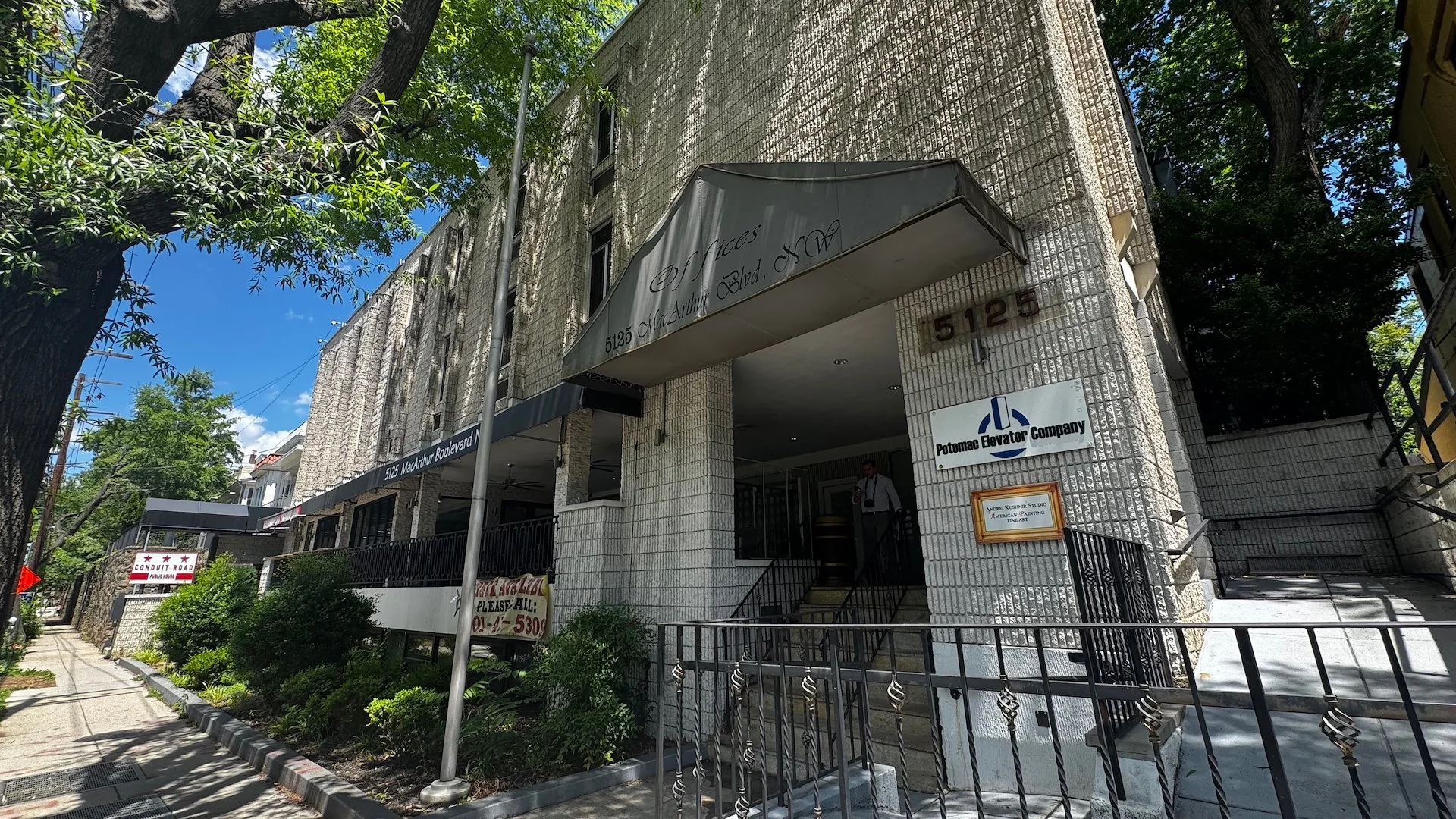 5125 MacArthur Blvd NW — Sale in Washington, DC, photo 3 of 7