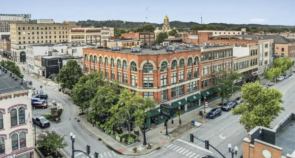 Huntington Center With SSA & Marshall HOF Cafe — Sale in Huntington, WV, photo 1 of 6