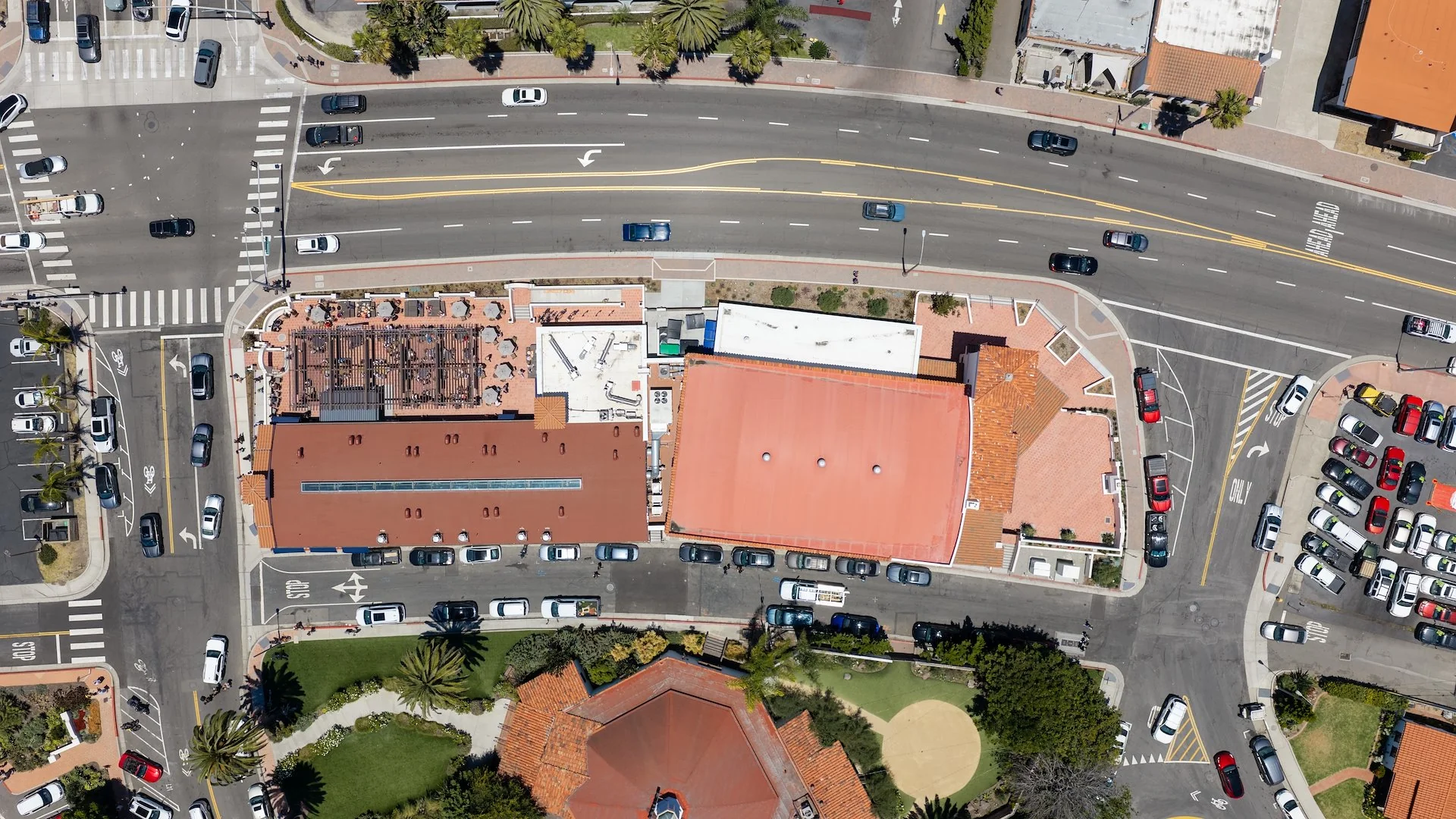 Miramar Center & Food Hall — Sale in San Clemente, CA, photo 2 of 5