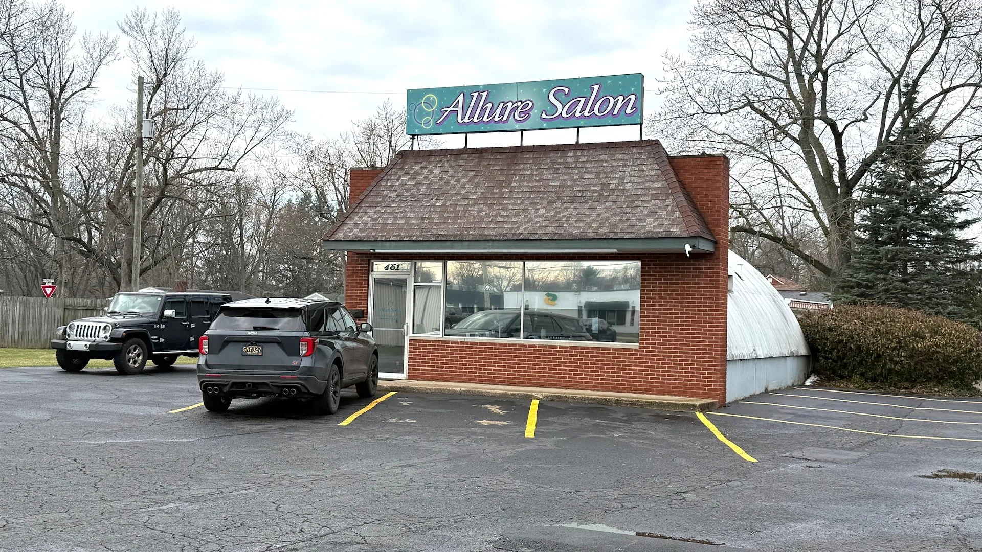 Sherwin Williams Plaza — Sale in Coldwater, MI, photo 2 of 4
