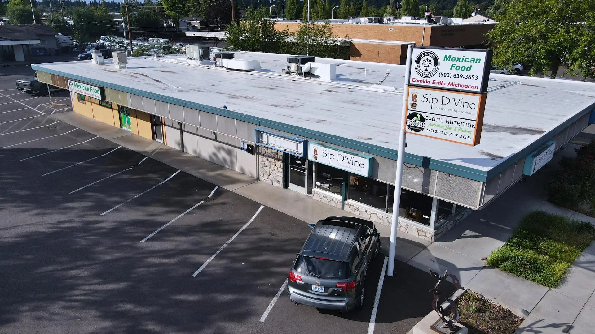 Main Street Retail Center — Sale in Tigard, OR, photo 1 of 2