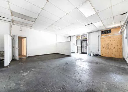 3651 Beverly Blvd — Sale in Los Angeles, CA, photo 2 of 6
