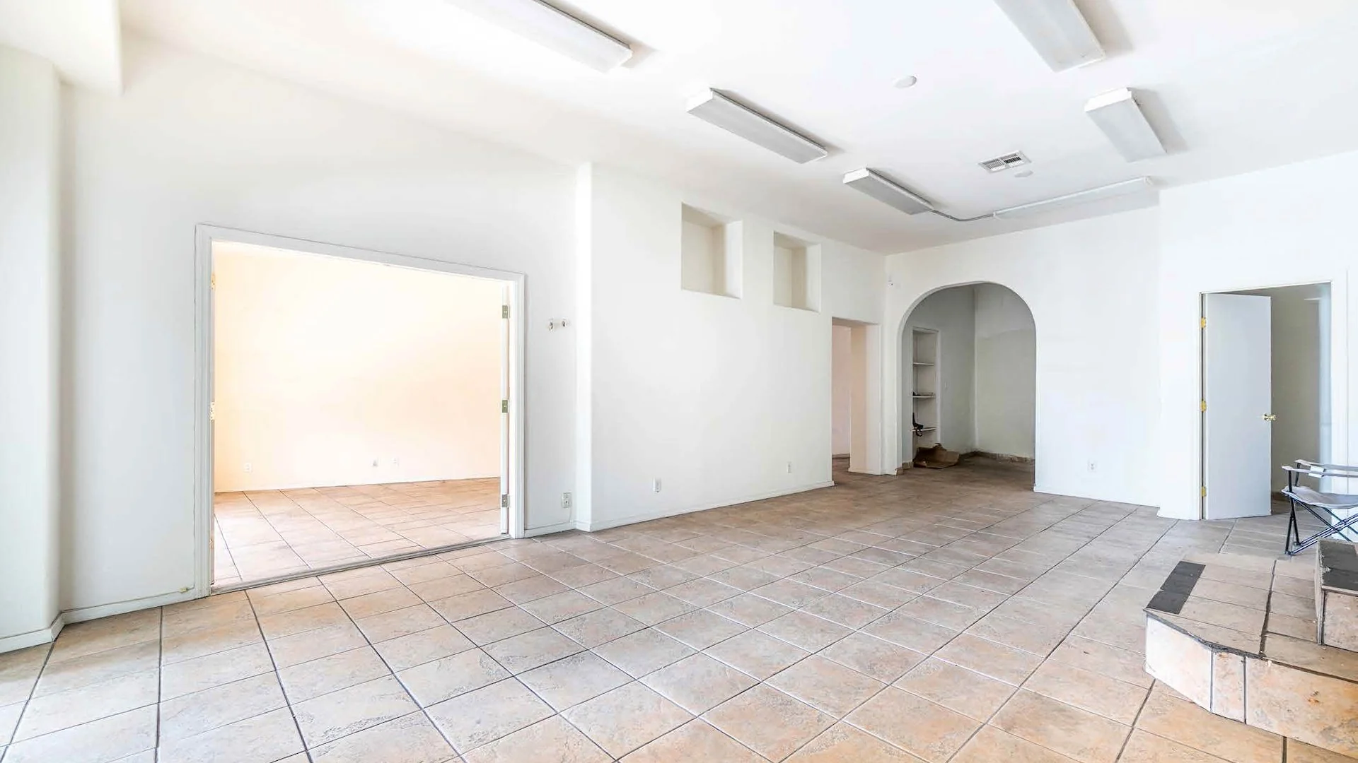 3651 Beverly Blvd — Sale in Los Angeles, CA, photo 6 of 6