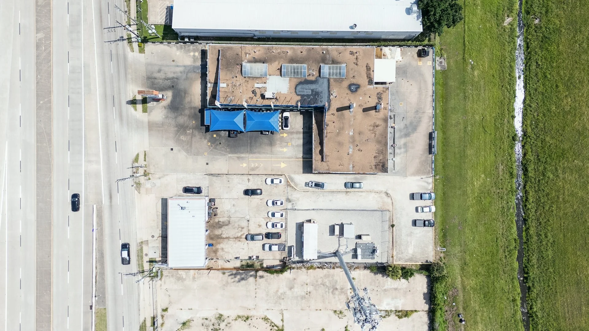 Regency Car Wash | Houston, TX | 76,000+ VPD | $125k+… — Sale in Houston, TX, photo 5 of 8