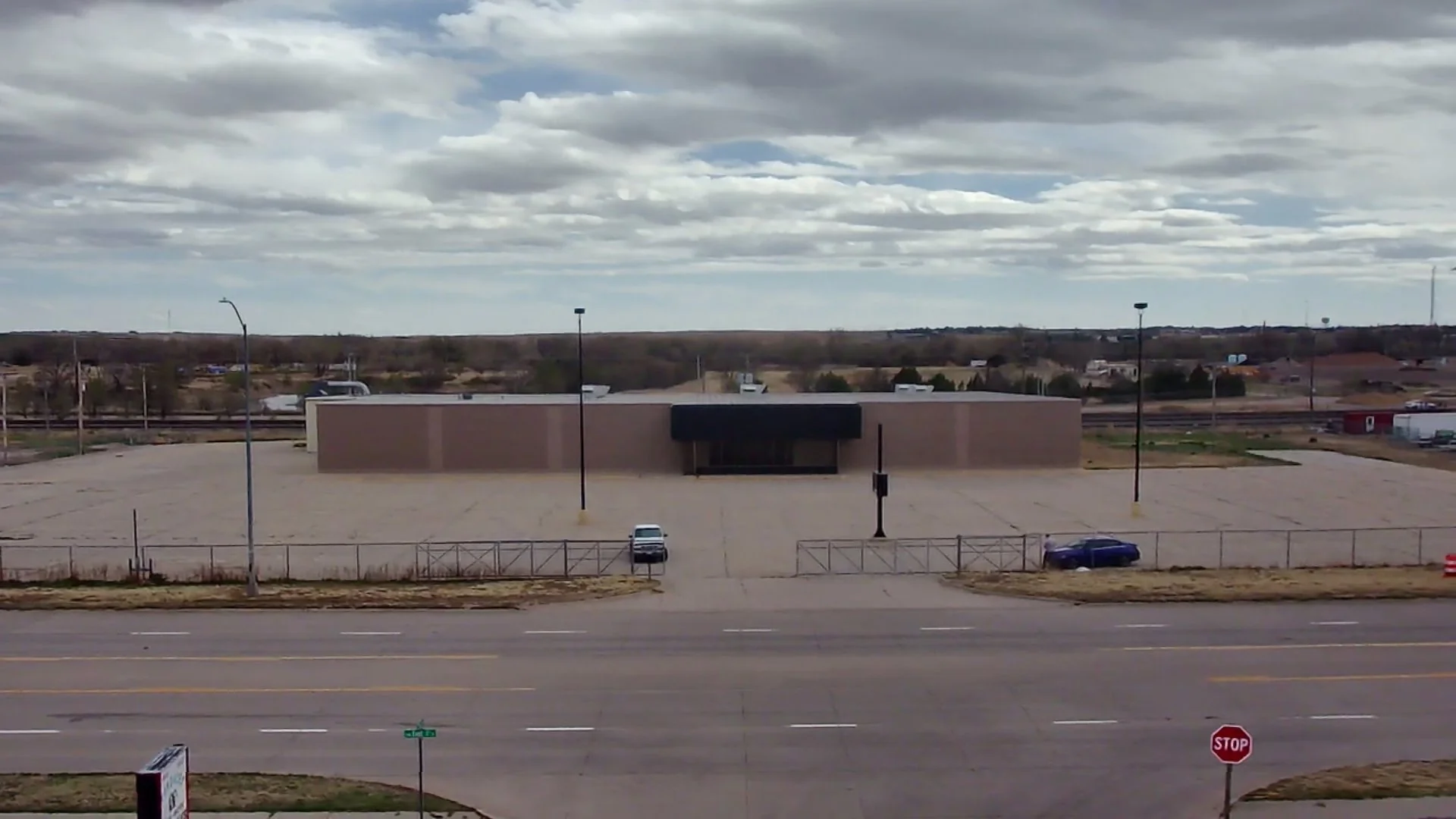 Vacant Single-Tenant Commercial Building — Sale in Ogallala, NE, photo 1 of 2