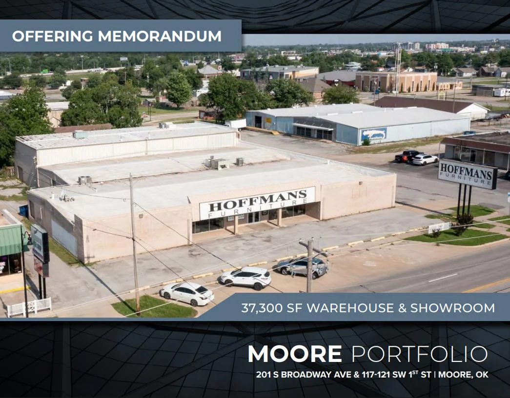 Showroom and Warehouse - Moore, OK — Sale in Moore, OK, photo 1 of 2
