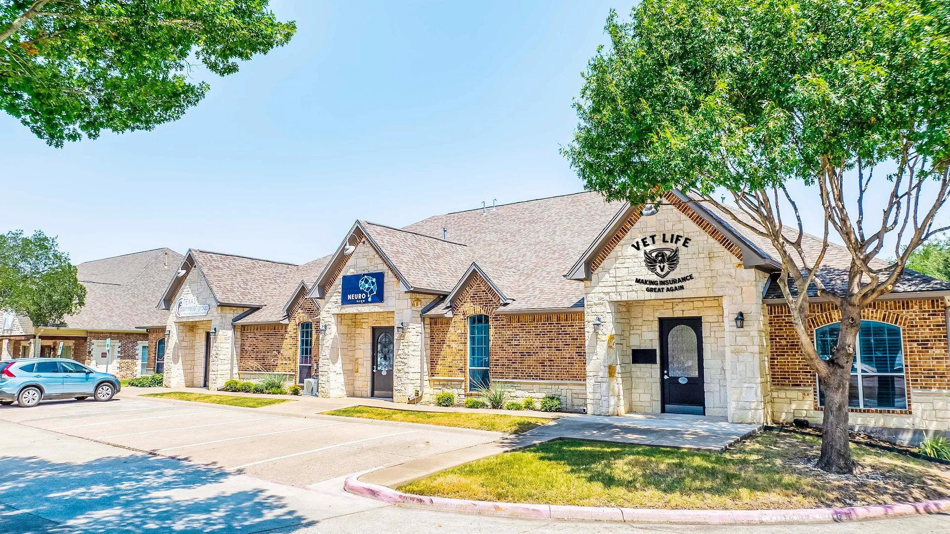 Virginia Parkway Professional Center — Sale in Mckinney, TX, photo 1 of 5