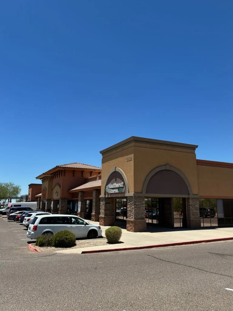 Southwest Fitness Plaza — Sale in Gold Canyon, AZ, photo 3 of 4