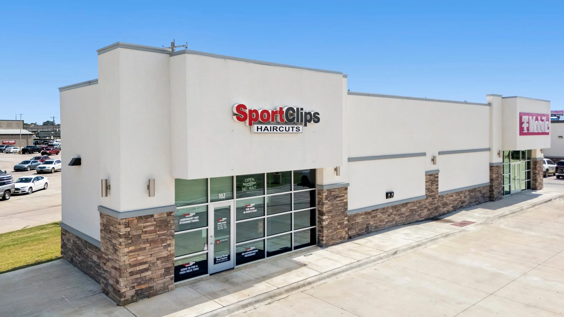 T-Mobile Anchored Retail Center — Sale in Durant, OK, photo 4 of 5