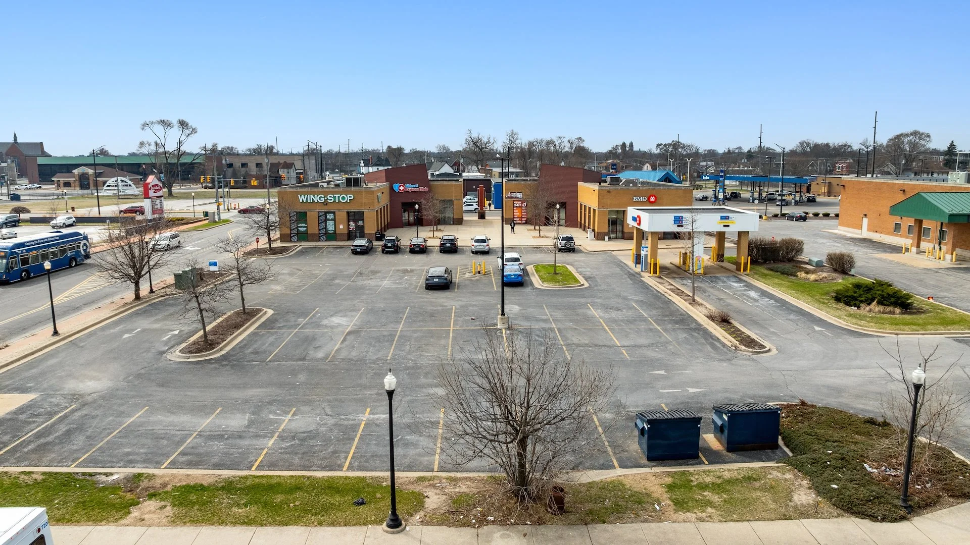 Drive-Thru BMO Harris Bank Retail Center — Sale in Hammond, IN, photo 2 of 6