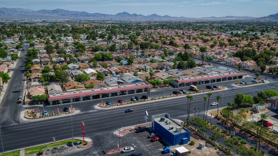 Bonanza Lamb Business Park — Sale in Las Vegas, NV, photo 2 of 2